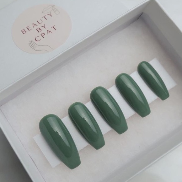 CHOOSE YOUR COLOUR HANDMADE LUXURY PRESS ON NAILS - Picture 12 of 13